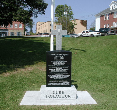 Monument de l'abbé Thomas-François Leroux